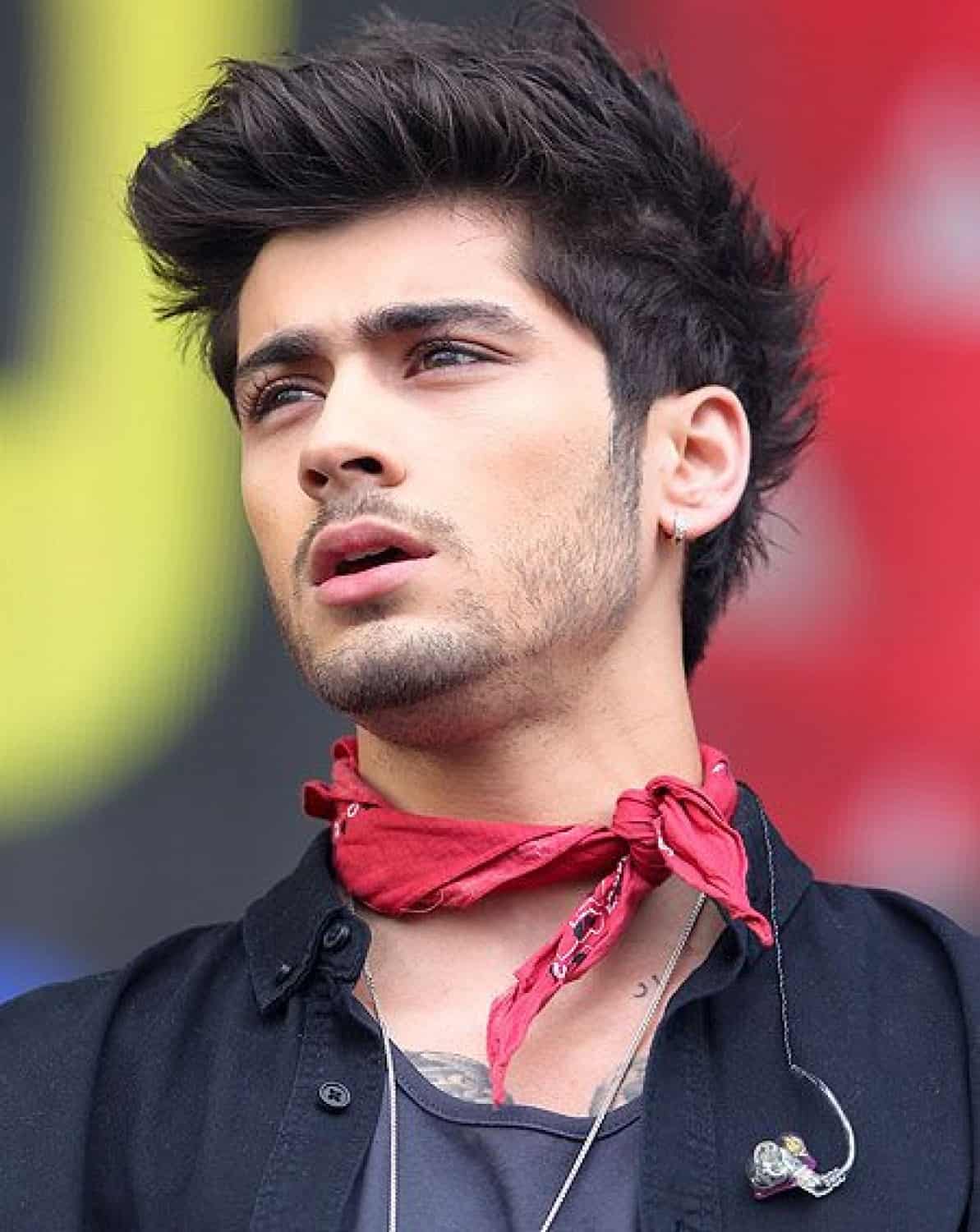Zayn Malik looks hotter than ever at the first BBC Music Awards - the  perfect quiff is back! - Irish Mirror Online