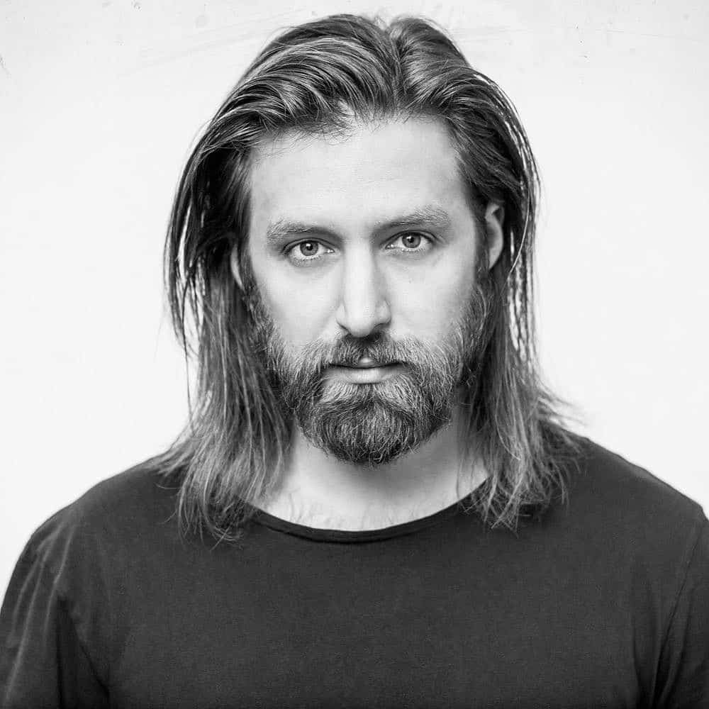 75 Best Shoulder Length Hairstyles for MenÂ (In 2020!)