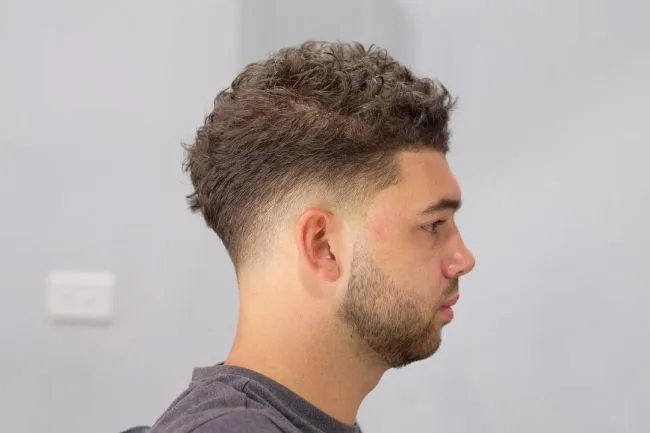 Taper Fade Mens Haircuts 59