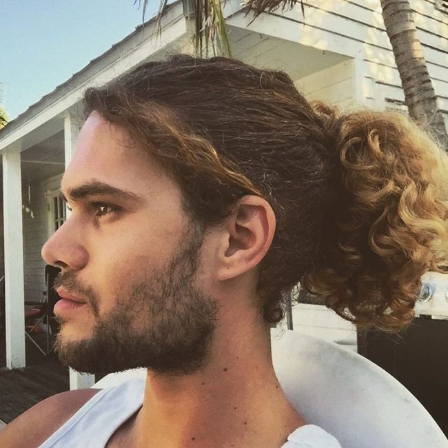 50 Popular Men's Ponytail Hairstyles-(Be Different in 2019)