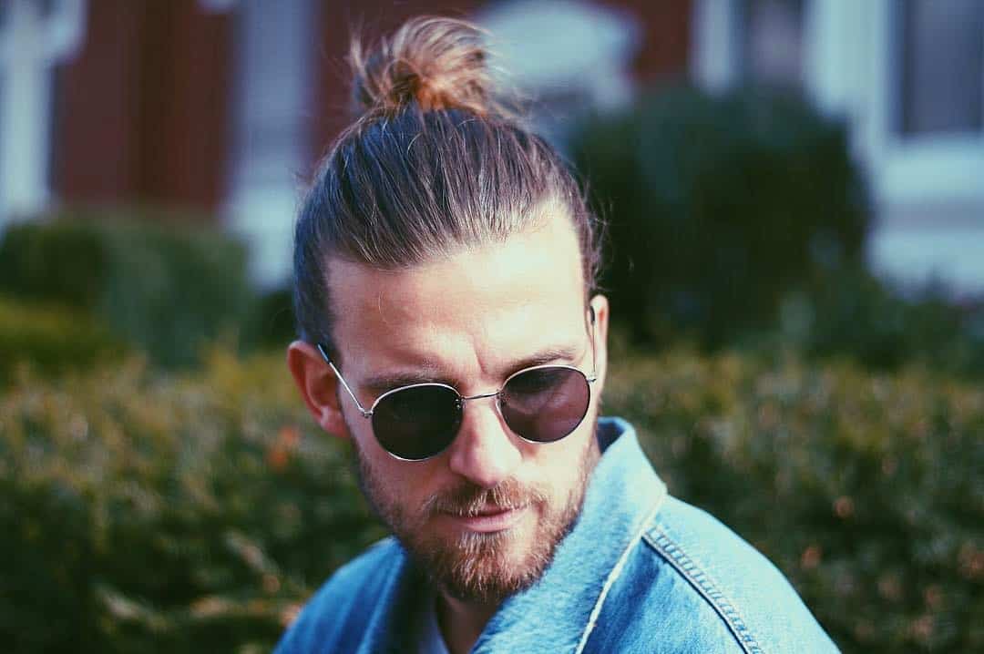 50 Popular Men's Ponytail Hairstyles-(Be Different in 2019)