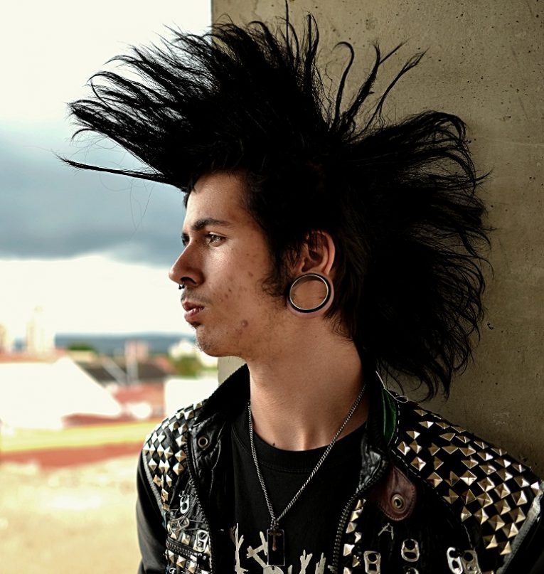 35 Best Punk Hairstyles For Guys To Turn Heads In 2023   Punk Haircut For Men 1 765x807 