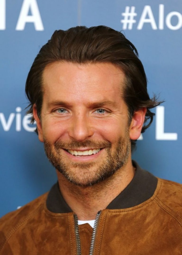 45 Heartwarming Bradley Cooper Hairstyles (2021 Ideas)