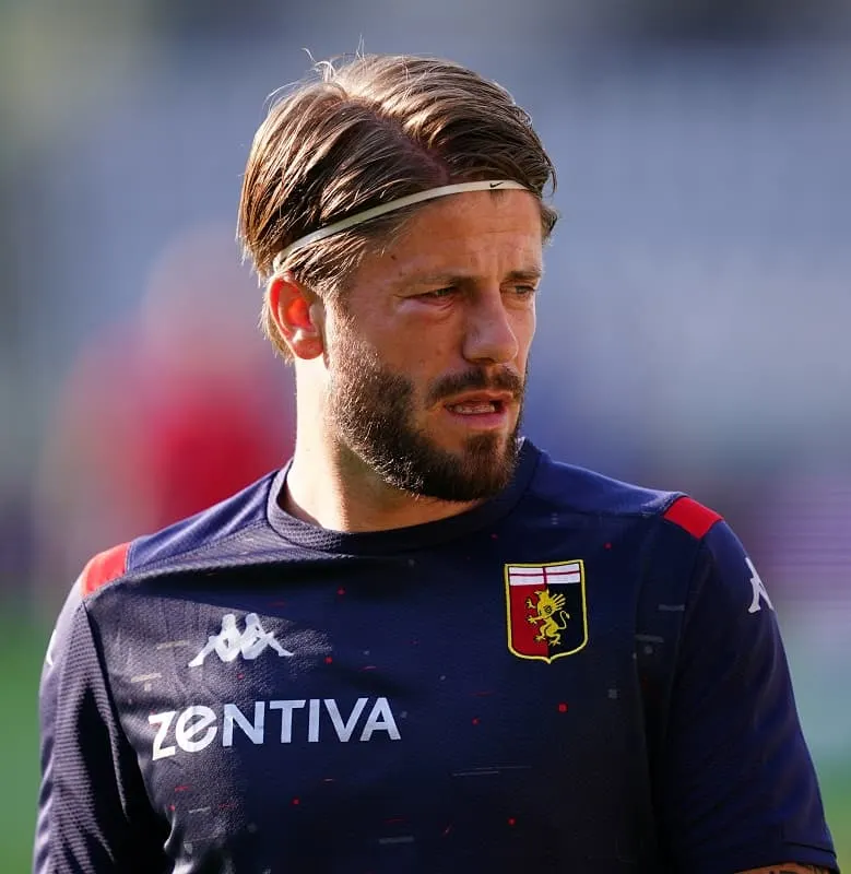 Soccer Haircut - Lasse Schone