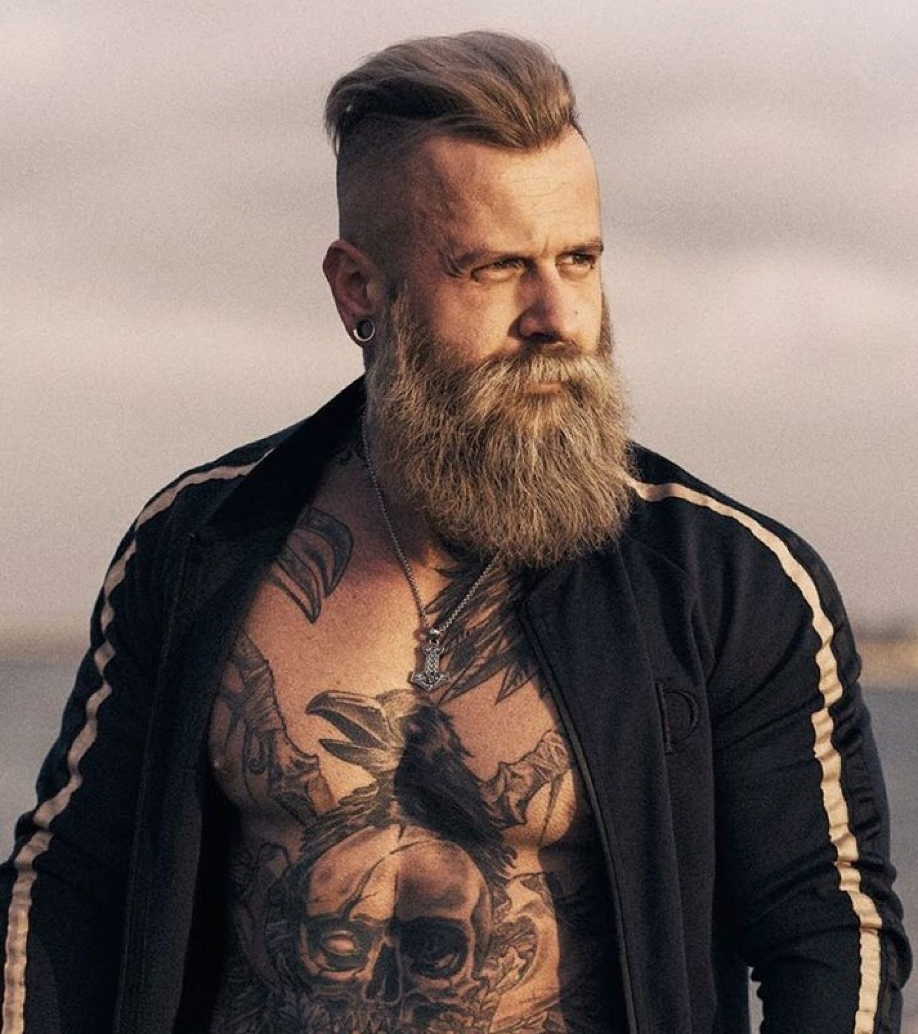 Sandy Blonde Beards: Stylish Grooming for Warm Tones