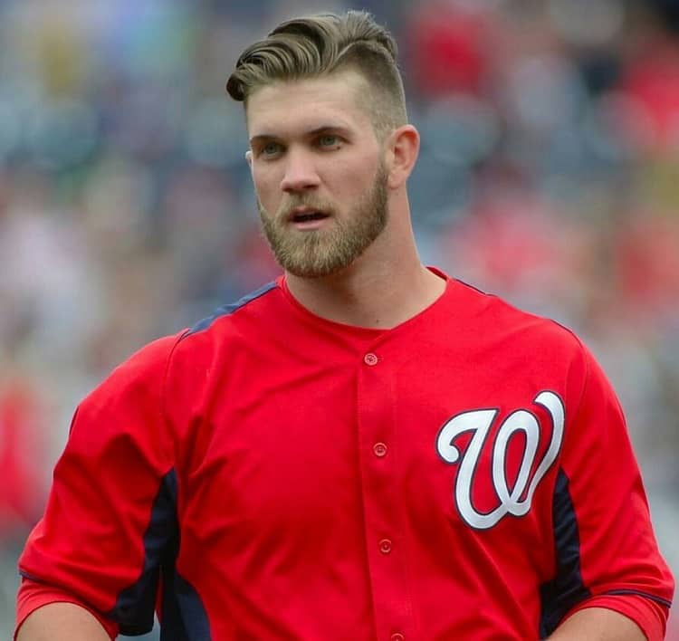 bryce harper păr cu undercut