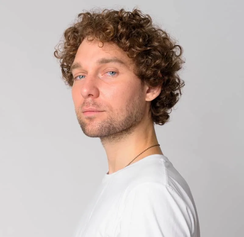 men's curly haircut