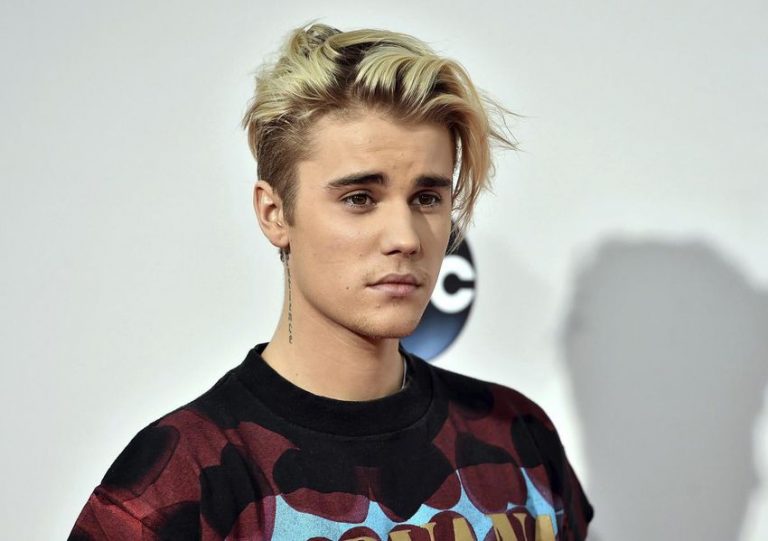 justin bieber with blonde hair