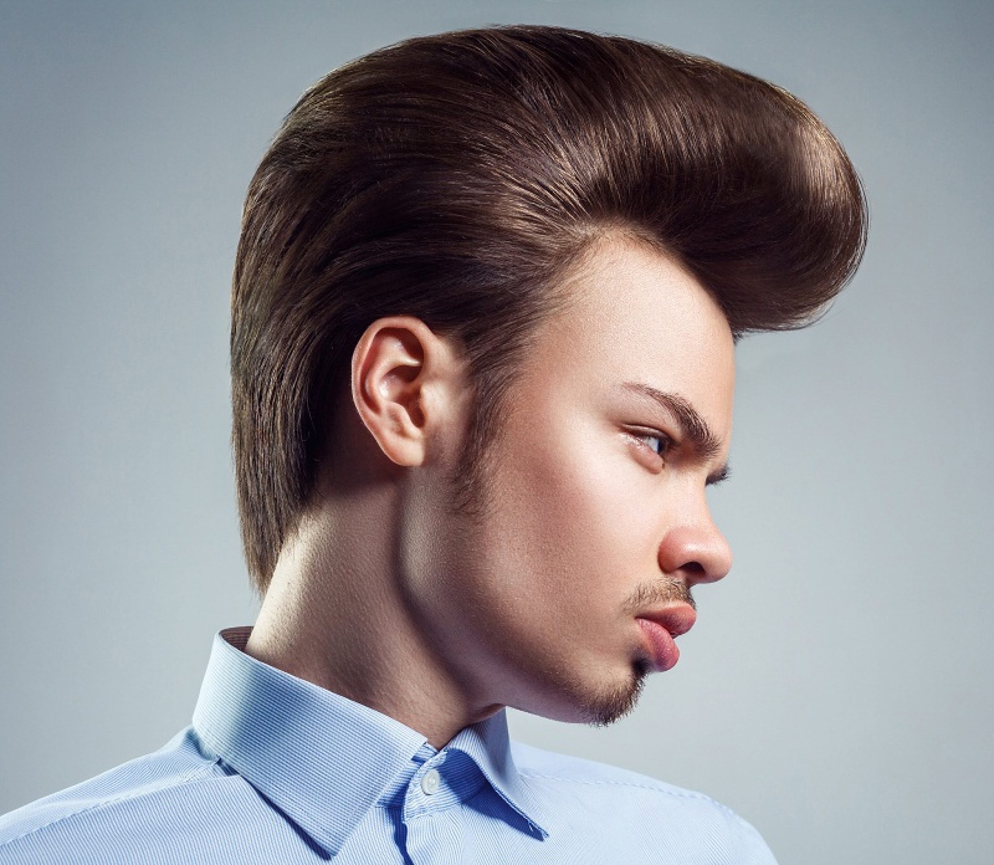 Pompadour Hairstyle For Men 2 2048x1782 