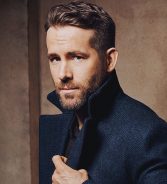 50 Stunning Ryan Reynolds Haircuts - Trendy Superhero