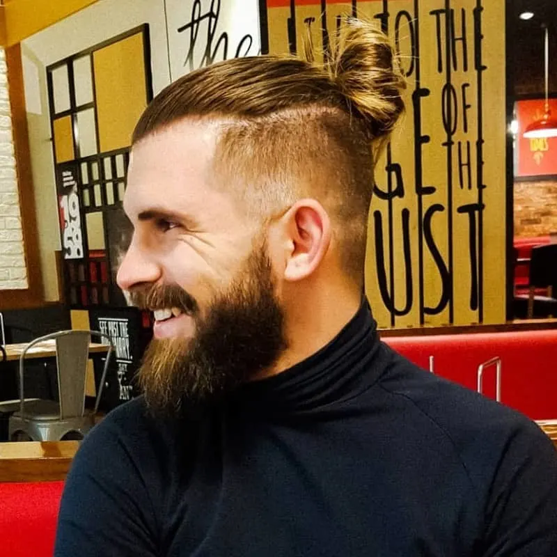 men's top knot with beard
